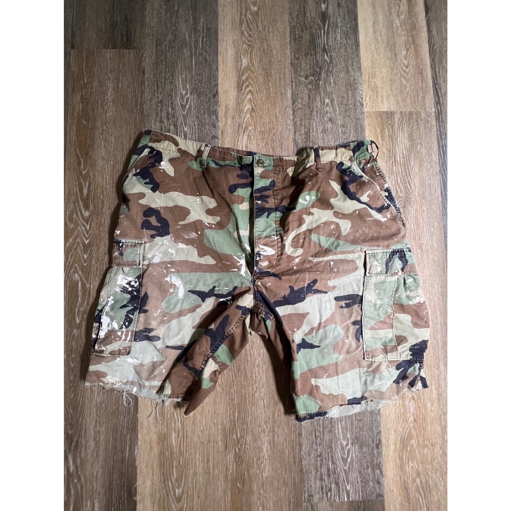 Military Cargo Shorts Mens 44‎ Camo Paint Splatter Distressed Raw Hem Ripstop